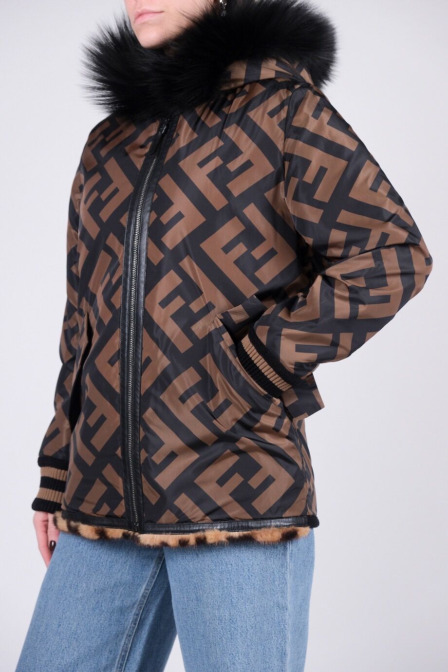 image 6 Двусторонняя куртка с меховой отделкой и логотипом