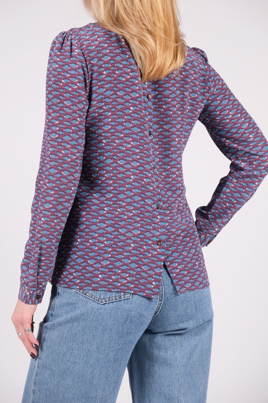 image 3 Шёлковая блуза сиреневого цвета с принтом