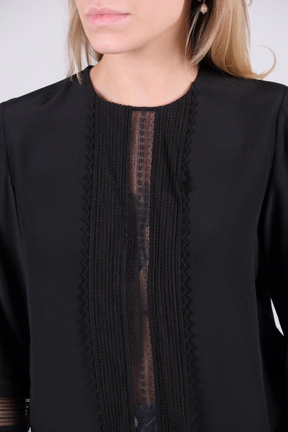 image 4 Блуза черного цвета с кружевом