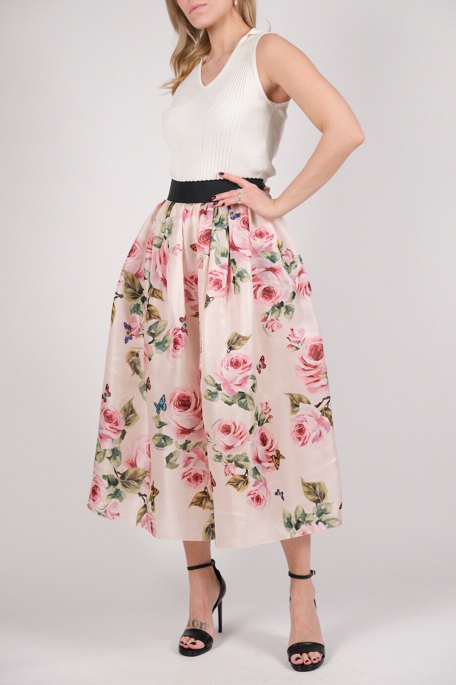 image 1 Шёлковая юбка пудрового цвета с цветочным принтом