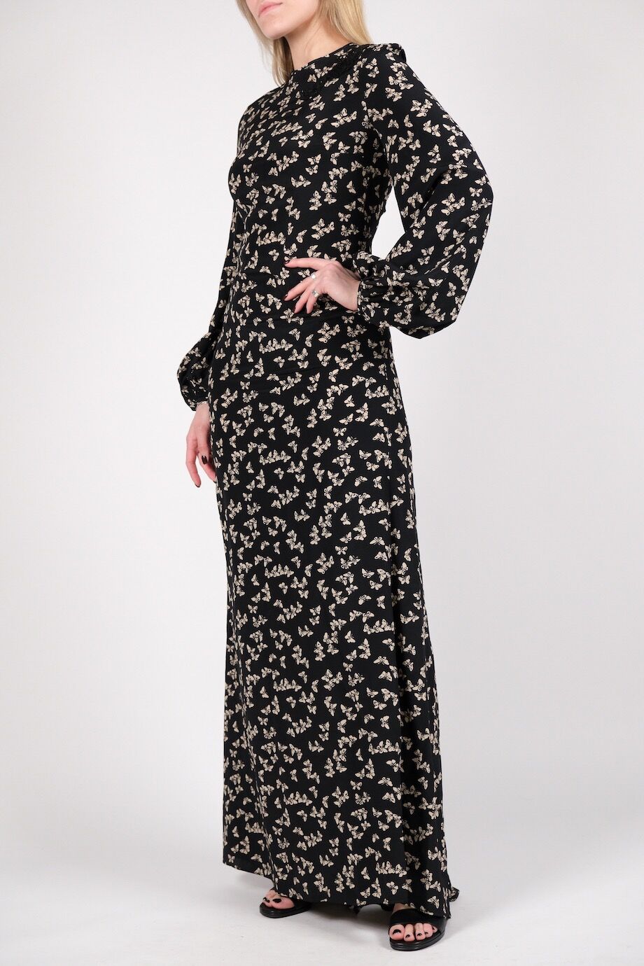 image 2 Платье макси с длинным рукавом черного цвета с принтом- бабочки