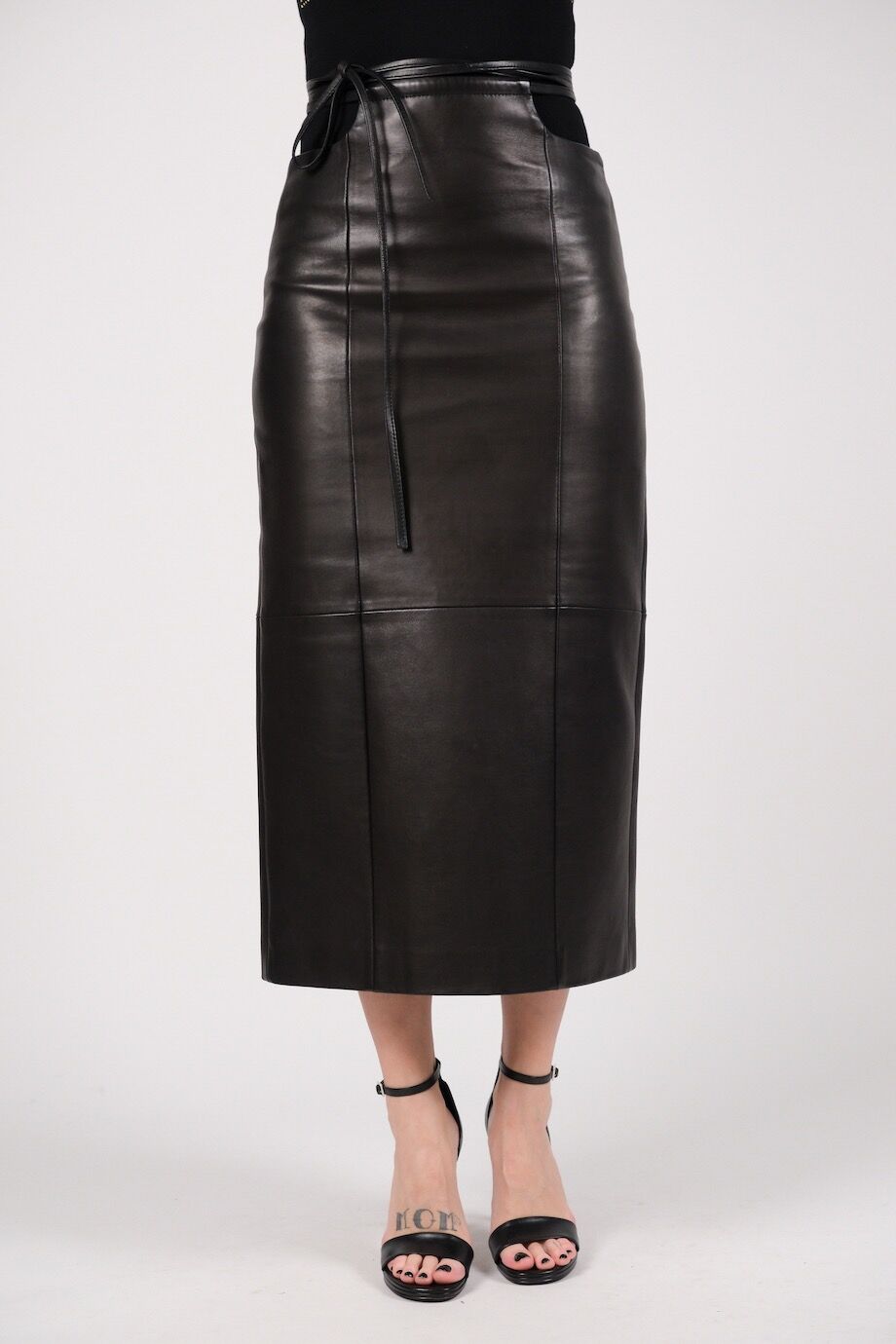 image 2 Кожаная юбка чёрного цвета на завязках