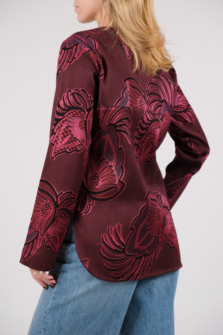 image 3 Блуза бордового цвета с вышивкой