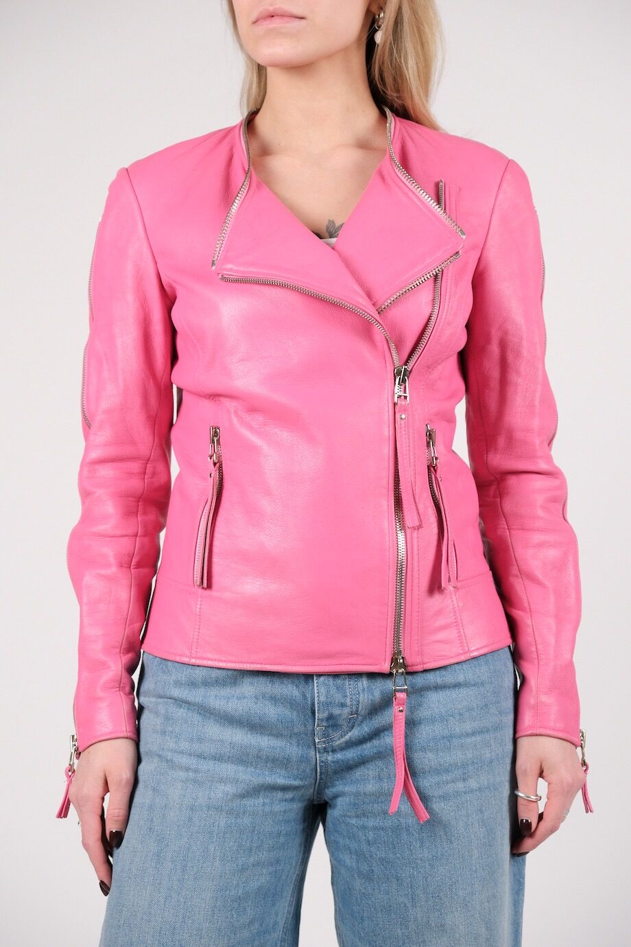 image 1 Кожаная куртка ярко-розового цвета