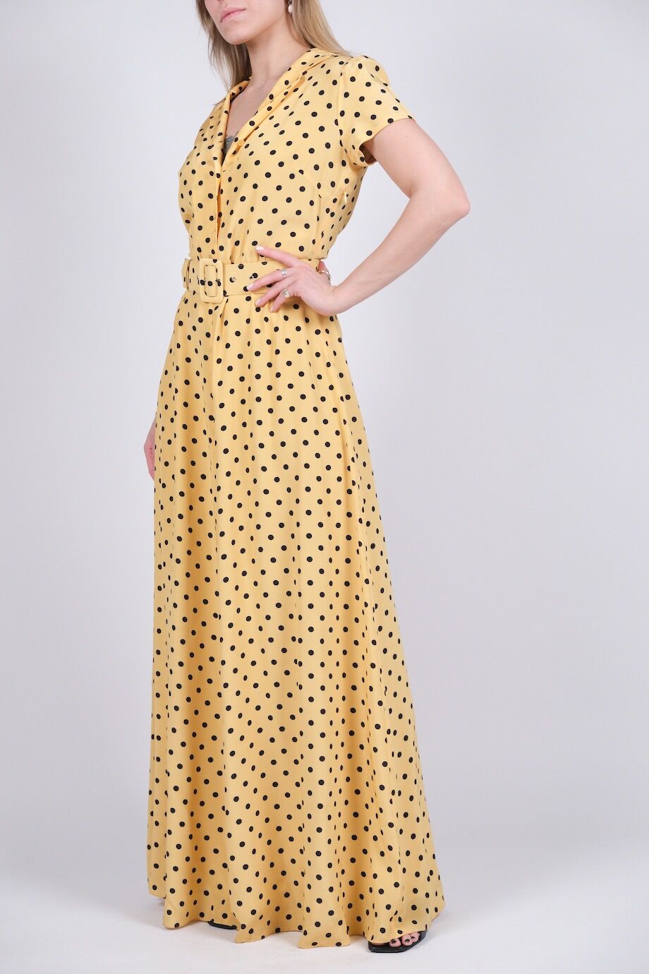 image 2 Платье с поясом желтого цвета в горох