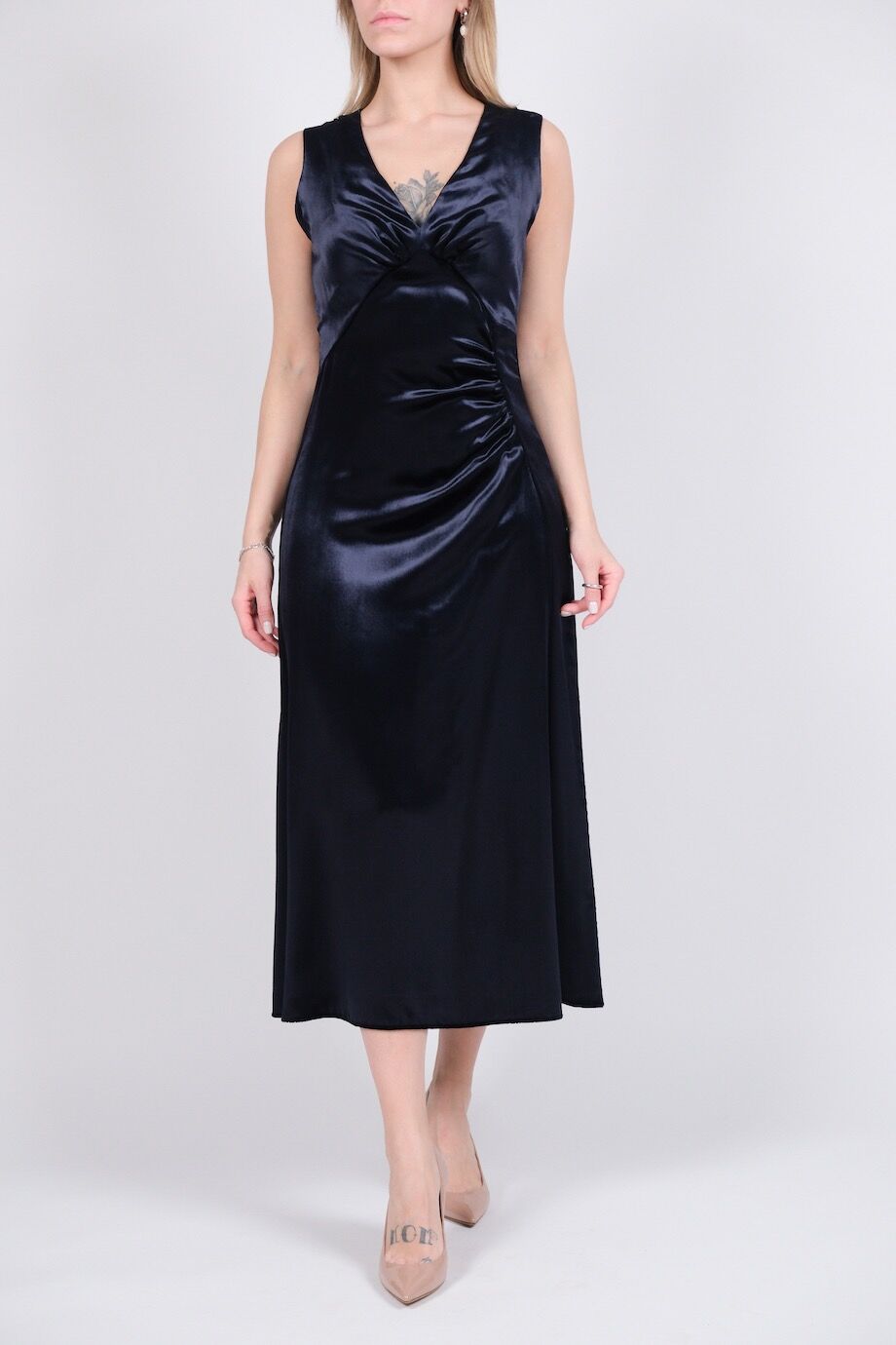 image 1 Платье бархатное темно-синего цвета