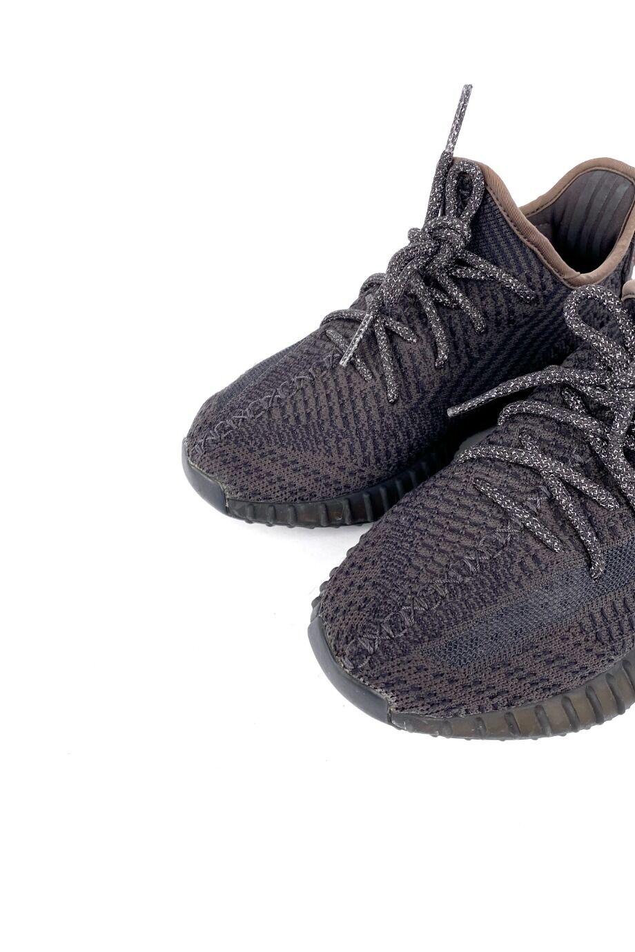 image 3 Кроссовки Yeezy 350 серого цвета