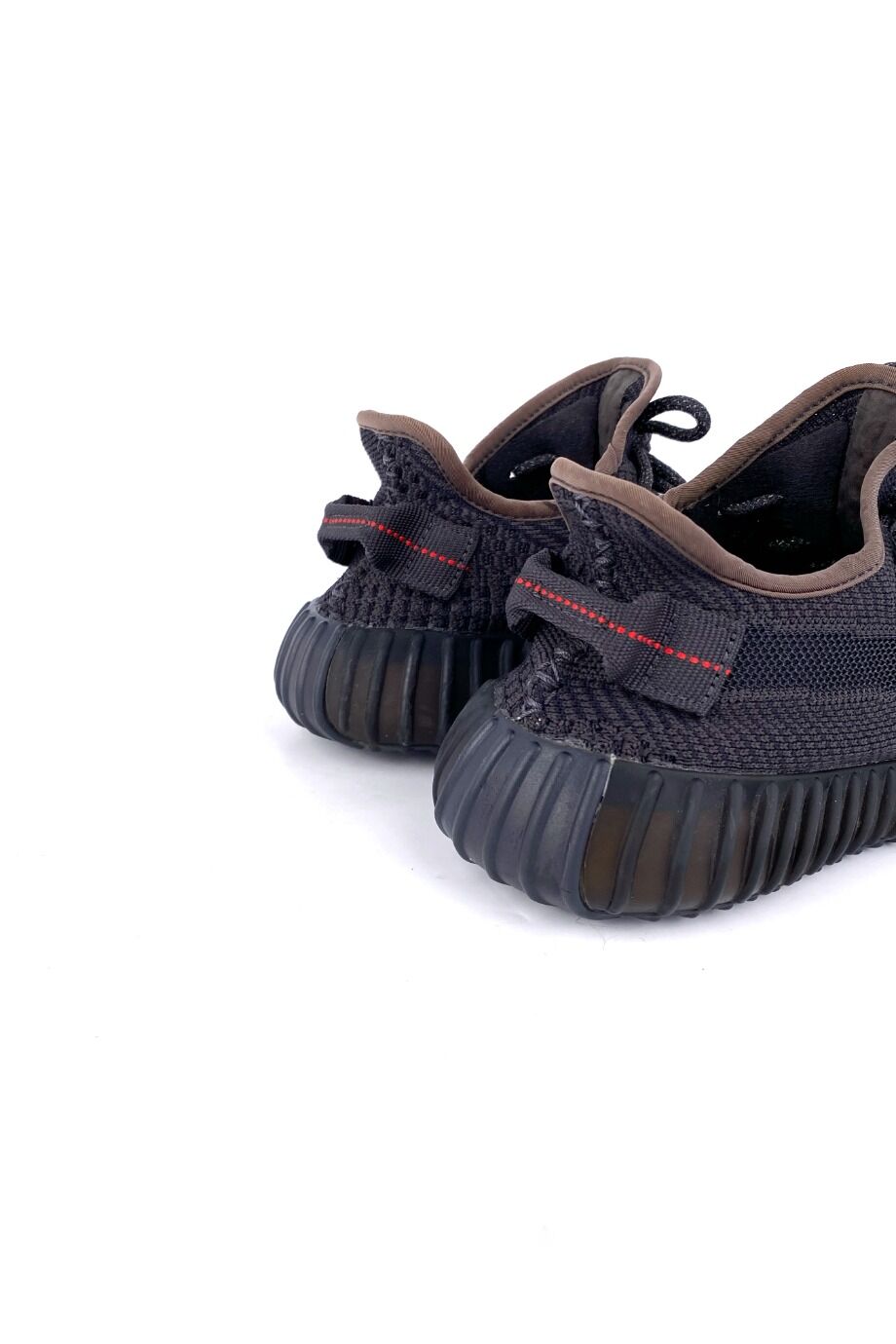 image 4 Кроссовки Yeezy 350 серого цвета