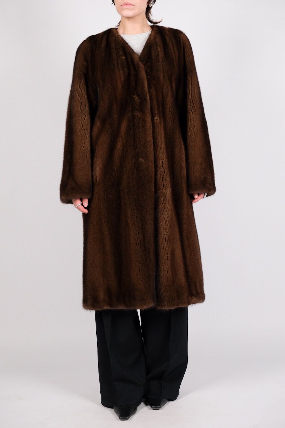 image 4 Шуба из норки коричневого цвета