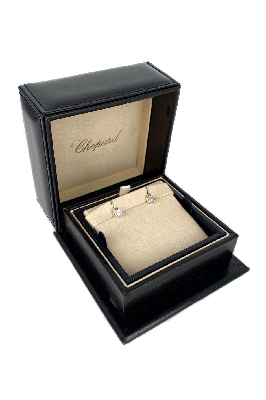 image 2 Серьги HAPPY DIAMONDS из белого золота с бриллиантами