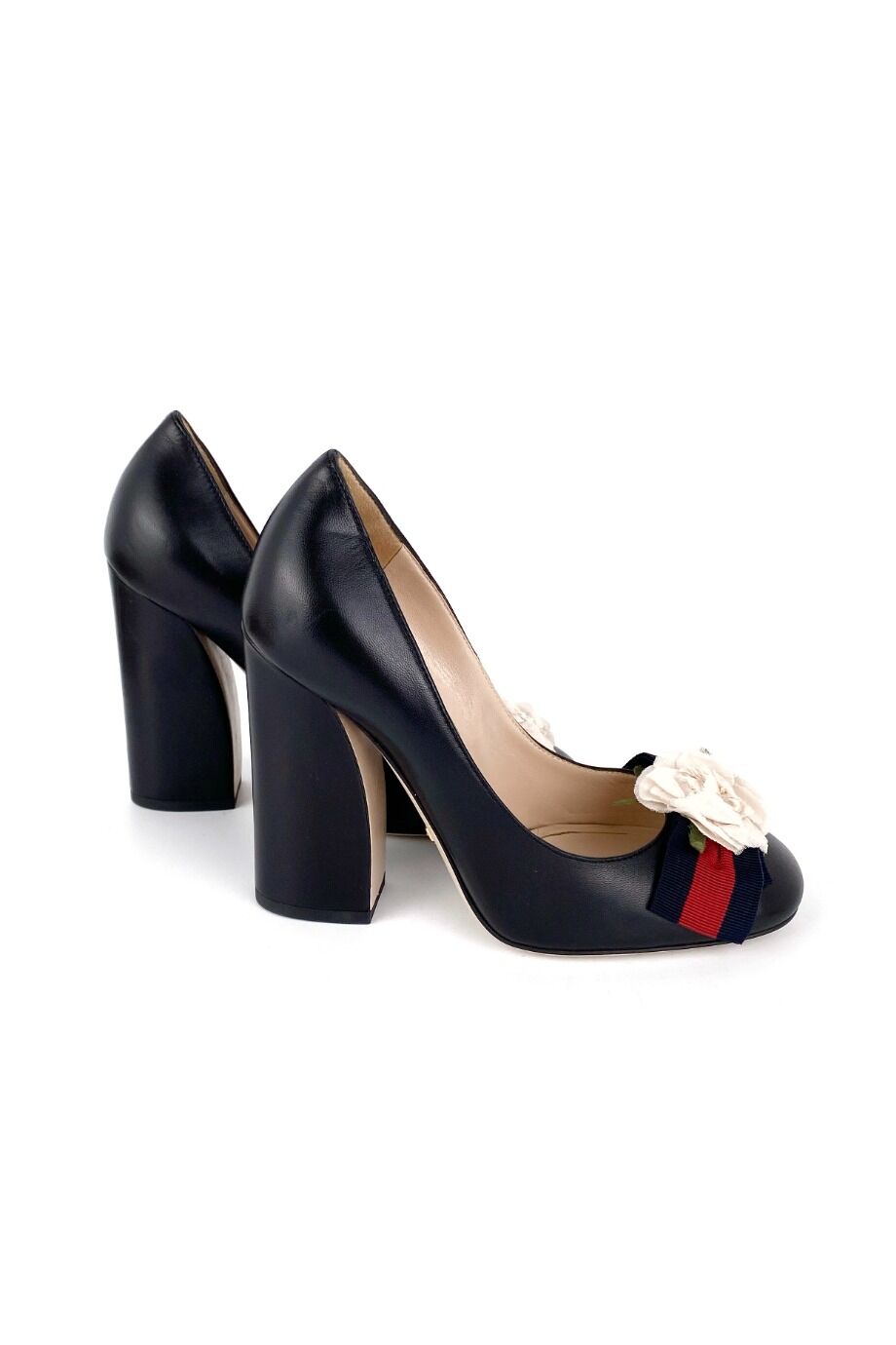 image 5 Туфли черного цвета на устойчивом каблуке с декором