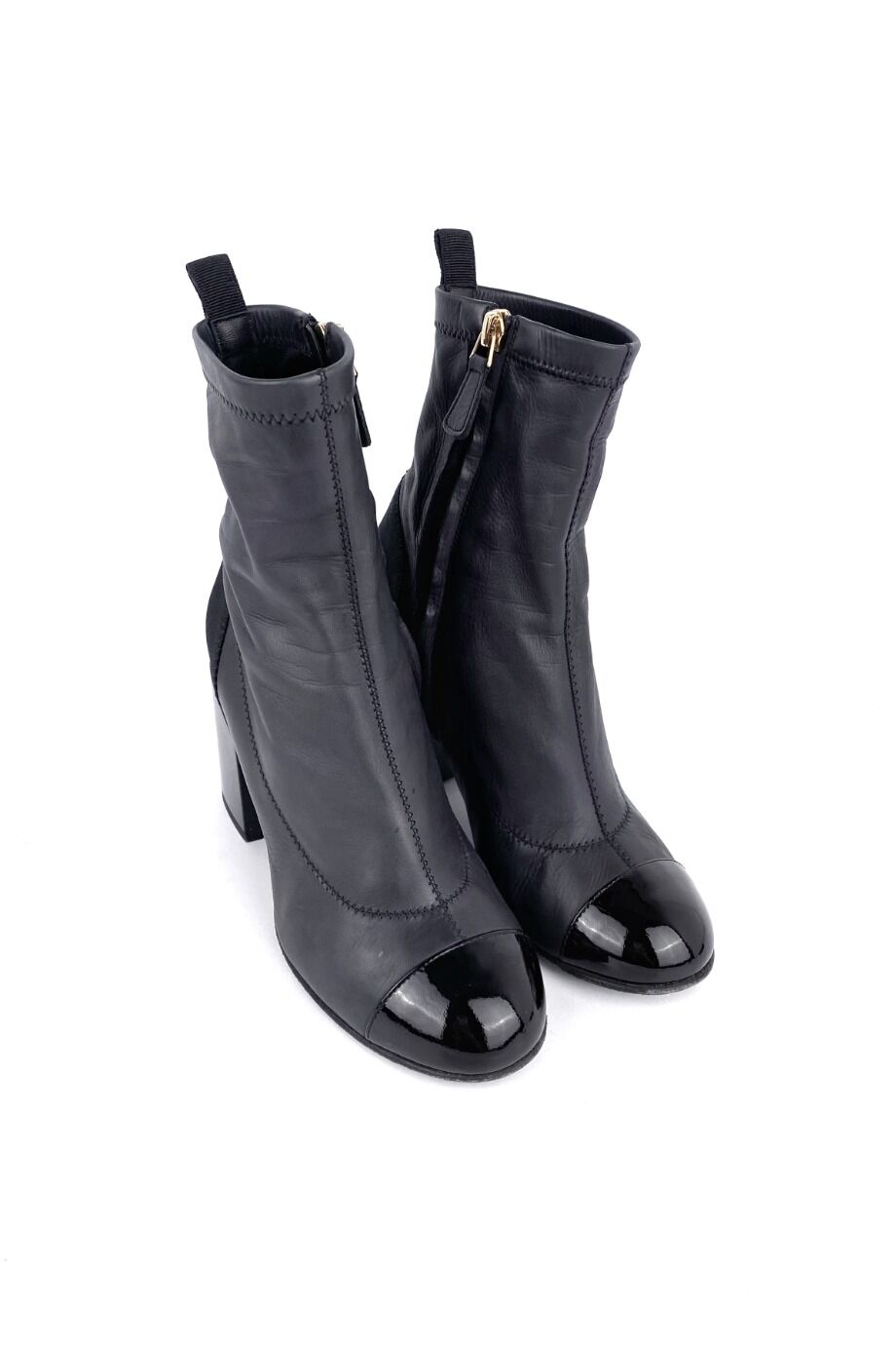 image 1 Ботильоны черного цвета с лакированными носиками