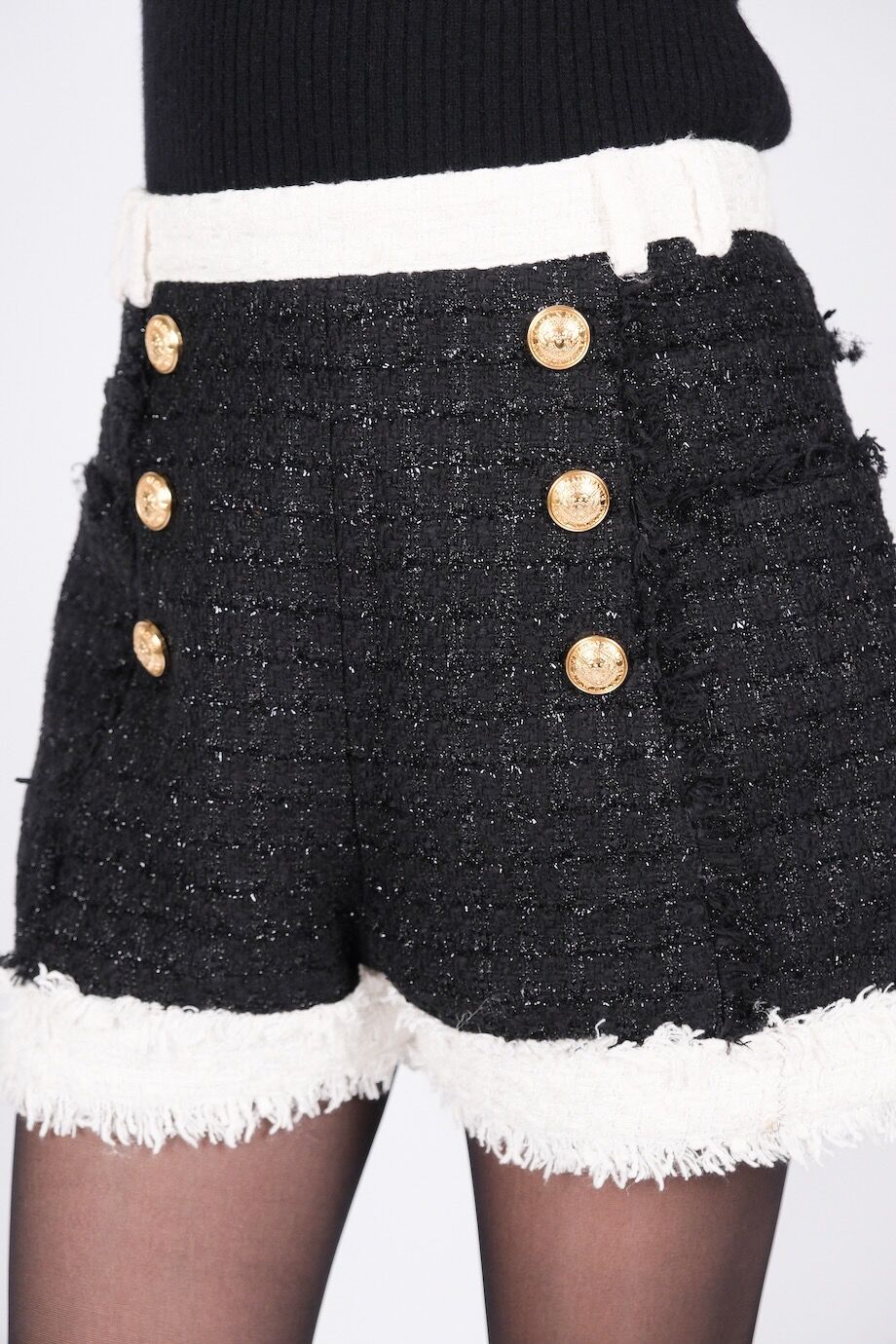image 5 Шорты из букле черного цвета с белой окантовкой