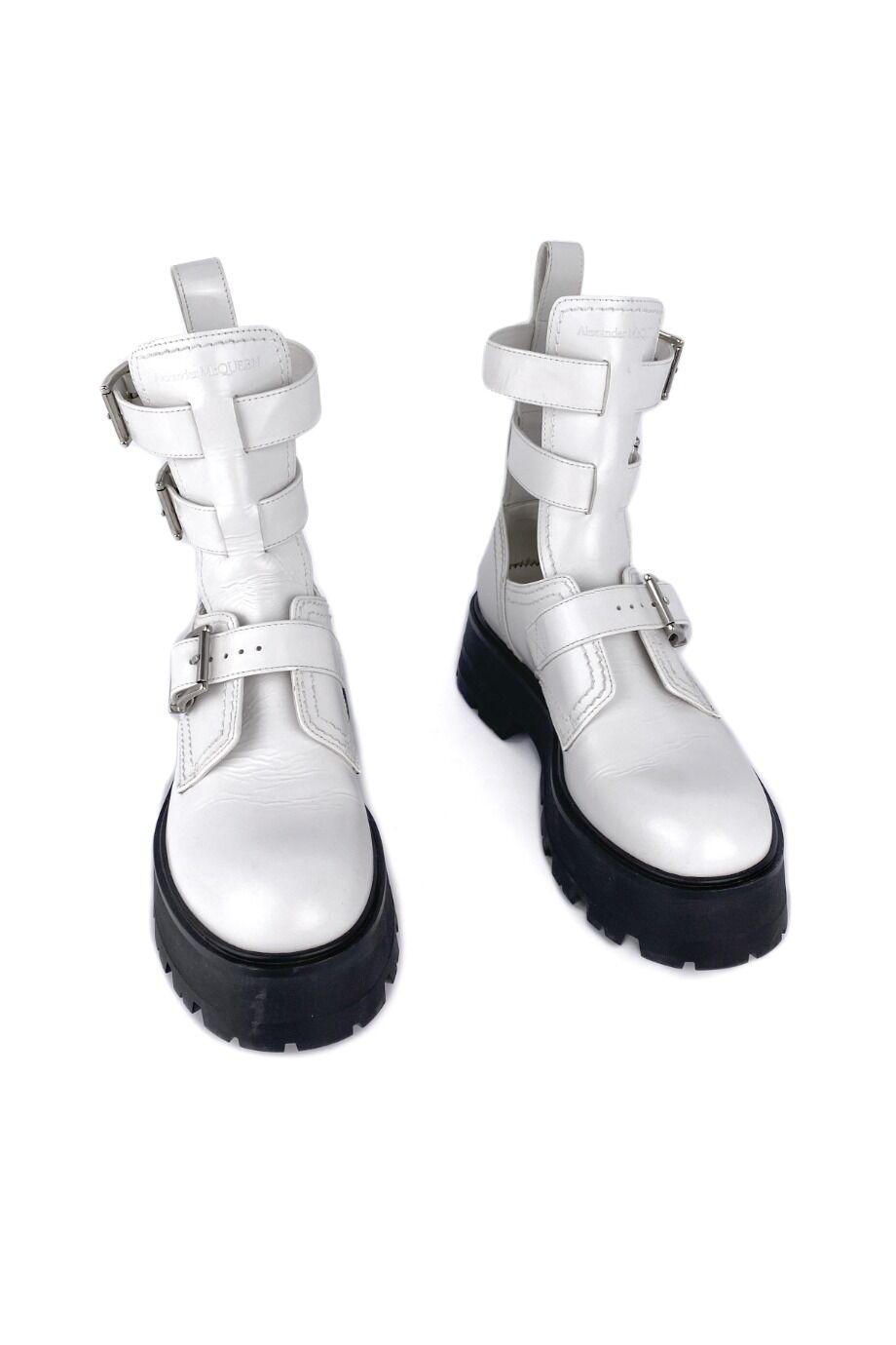 image 2 Высокие ботинки белого цвета с ремешками