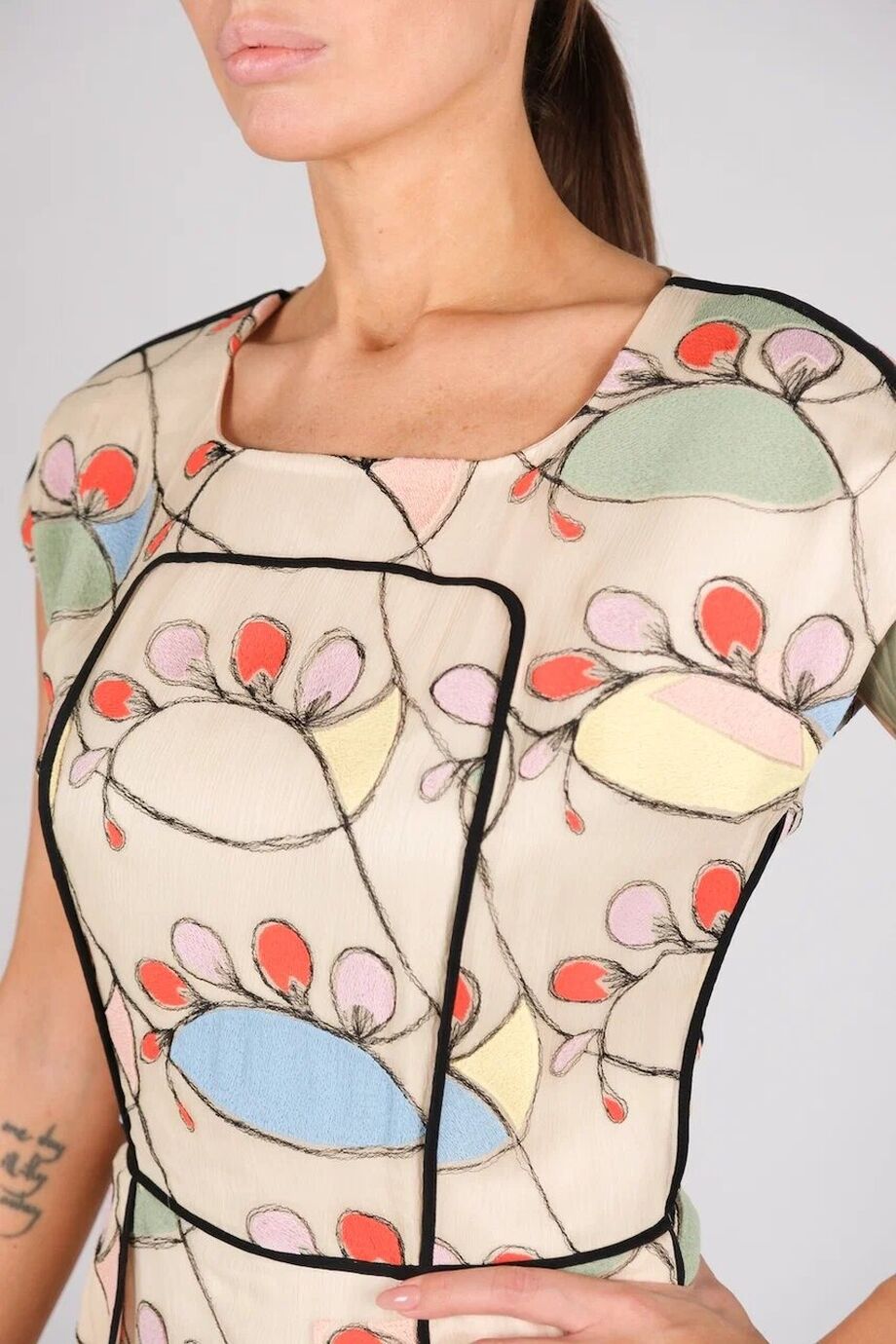 image 3 Платье в пол с вышивкой