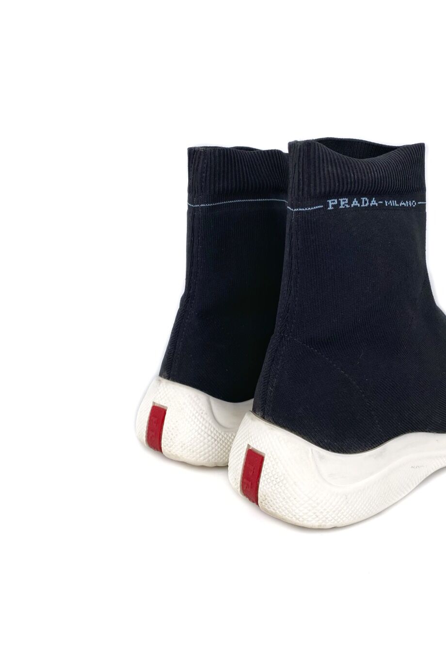 image 4 Высокие сникерсы черного цвета на белой подошве