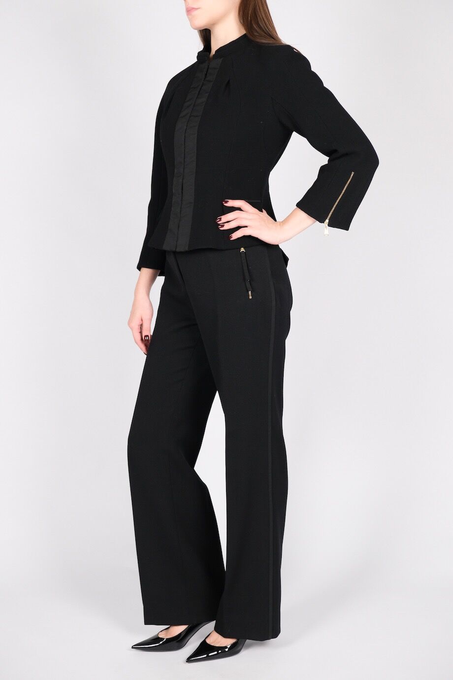 image 2 Брючный костюм черного цвета с золотистыми молниями