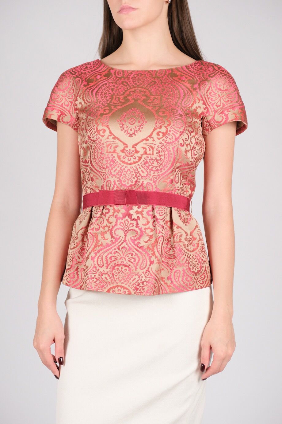 image 2 Топ из жаккарда с малиновым рисунком