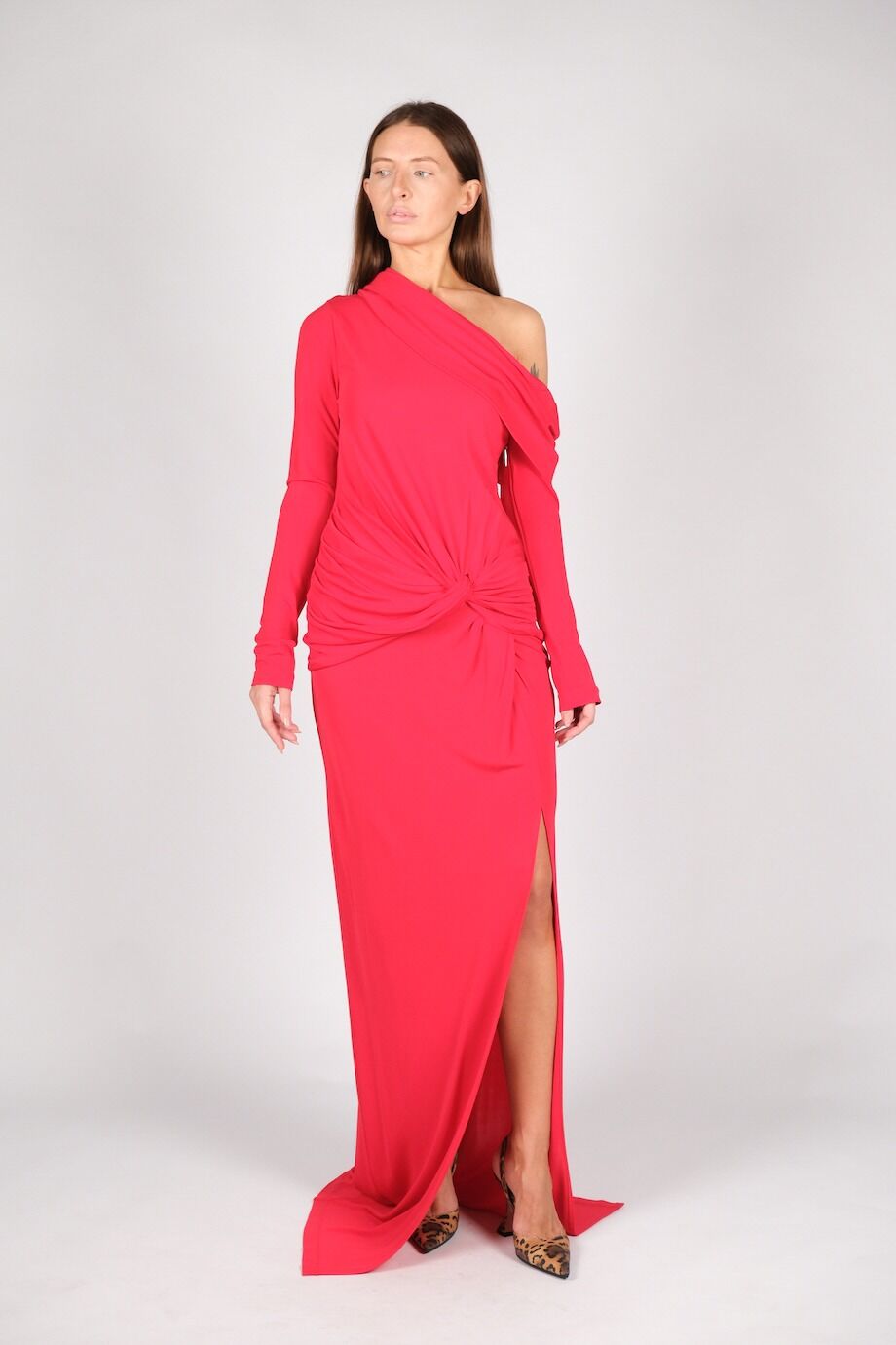 image 1 Платье в пол красного цвета с воротом лодочка