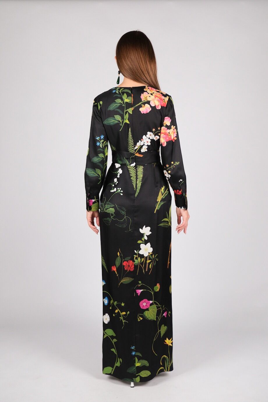 image 3 Шелковое платье  с цветочным принтом в пол
