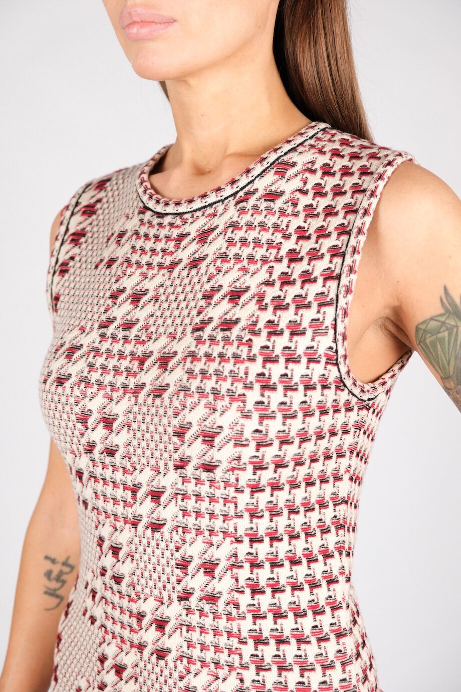 image 4 Трикотажное платье средней длины