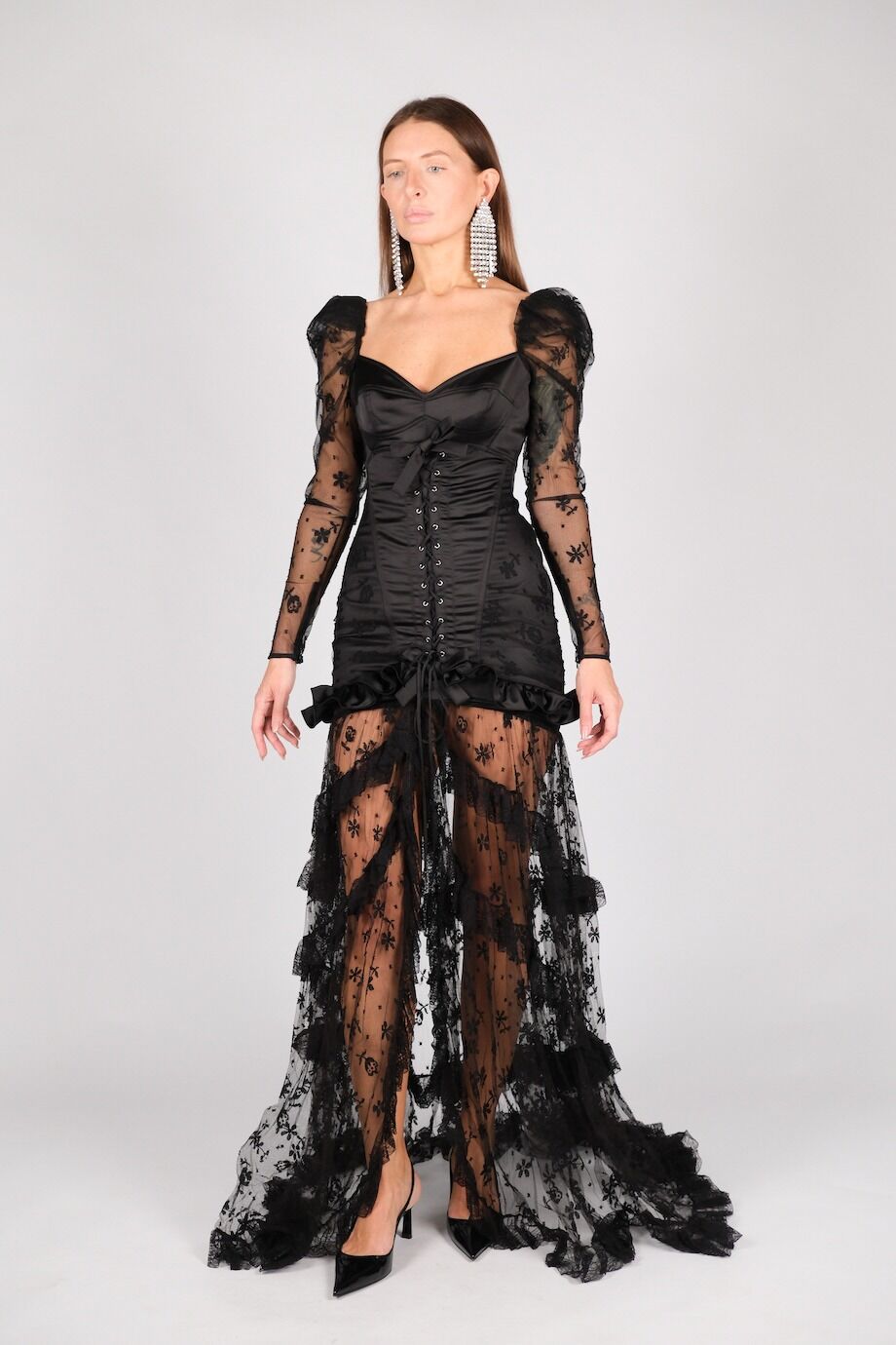 image 1 Комбинированное платье с кружевом на шнуровке чёрного цвета