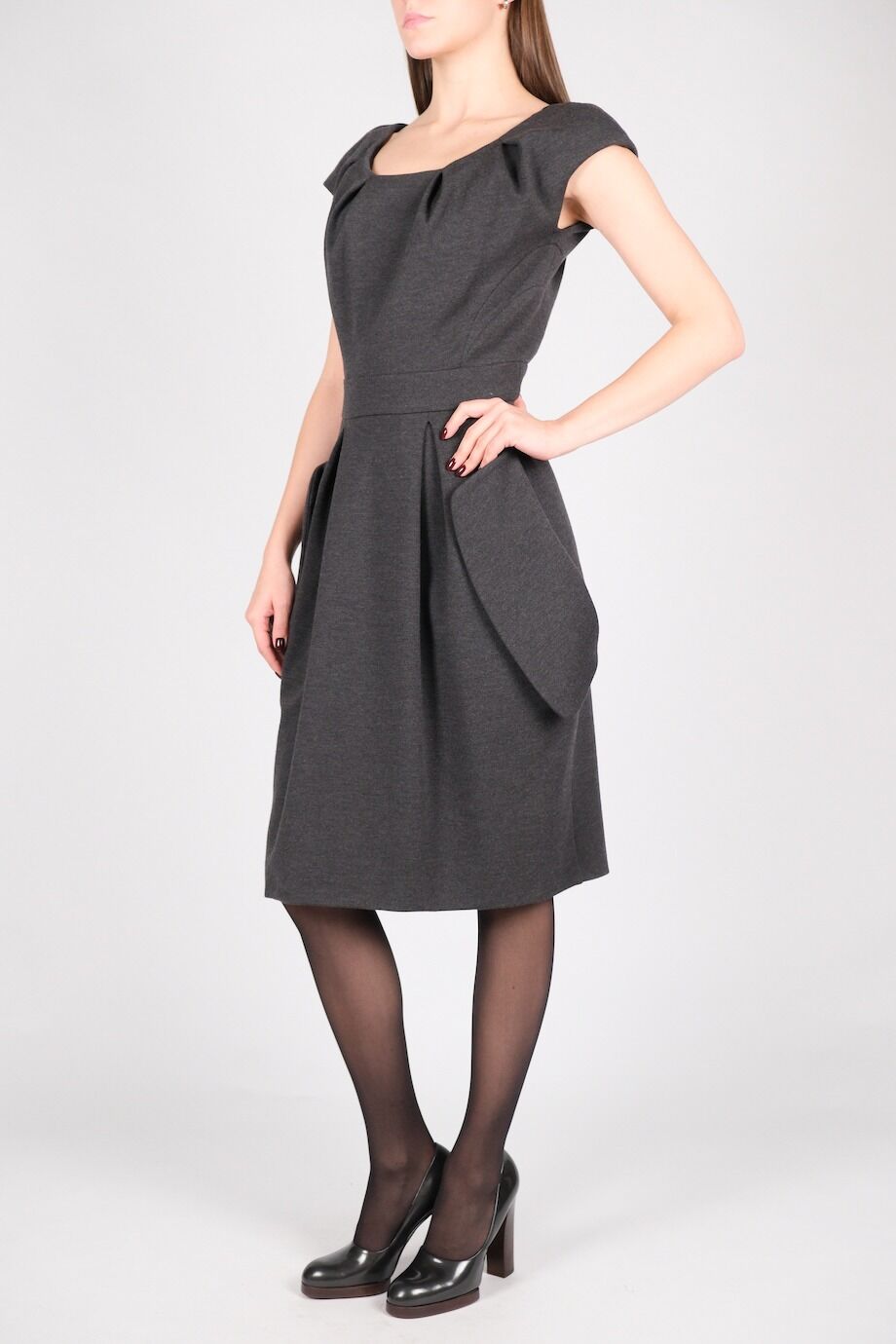 image 2 Платье темно-серого цвета