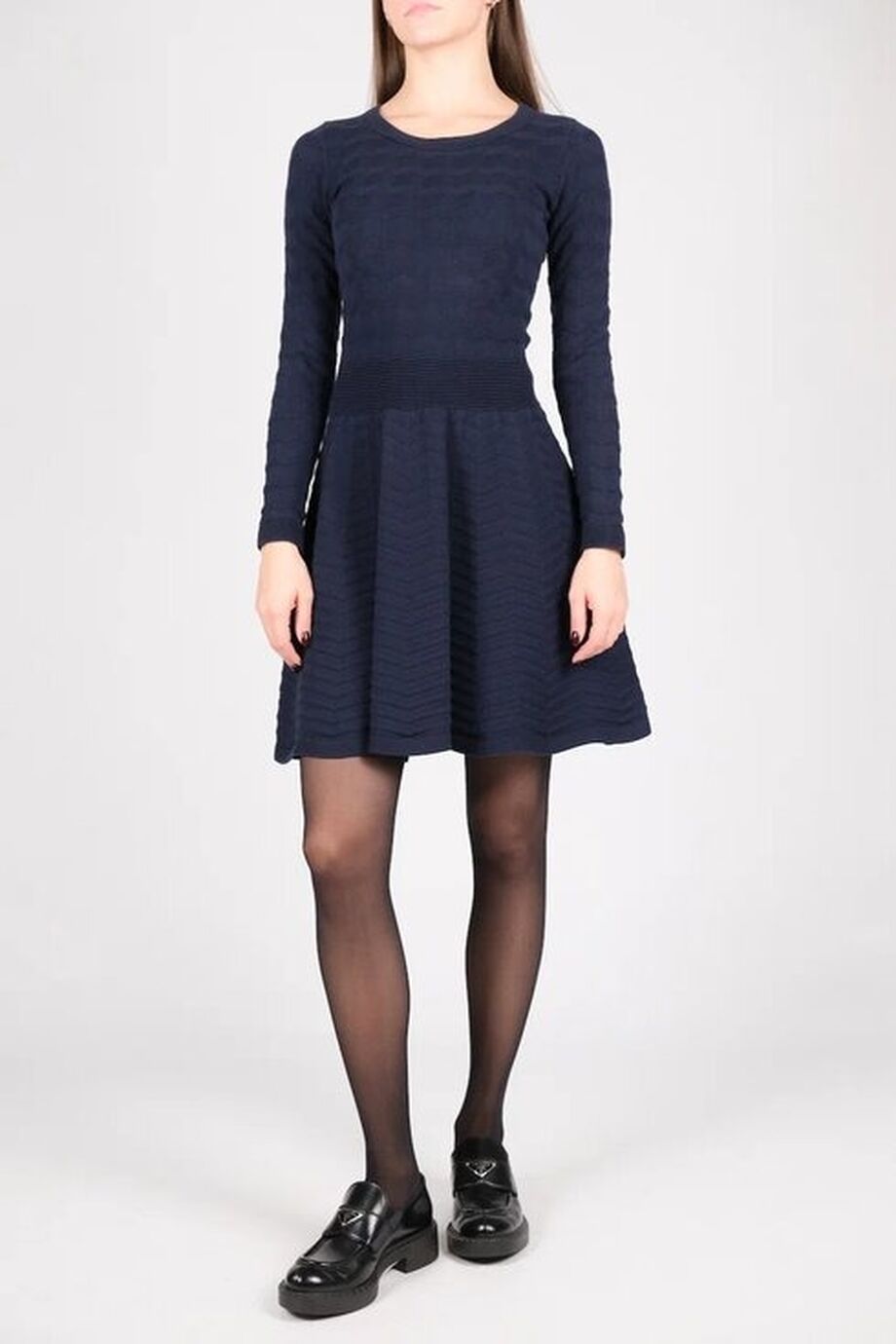 image 1 Платье синего цвета с орнаментом