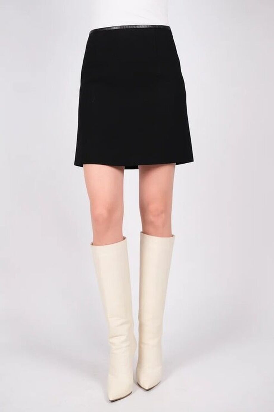 image 2 Юбка черного цвета с кожаным кантом на поясе