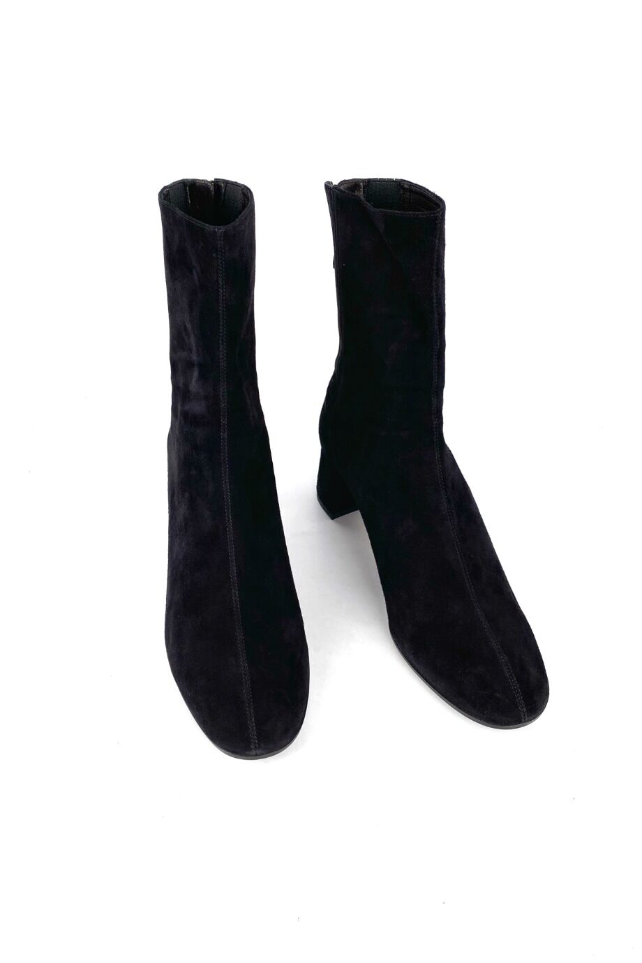 image 2 Замшевые ботильоны черного цвета
