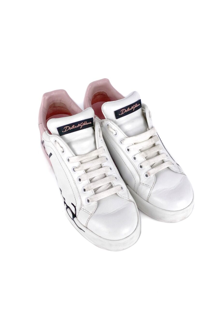 image 1 Кеды белого цвета с розовой пяткой и черными надписями