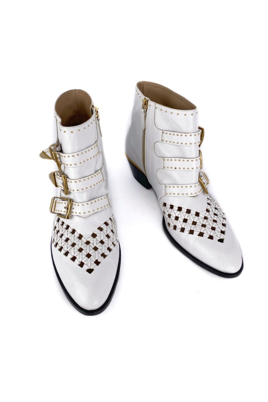 image 2 Казаки белого цвета с заклепками