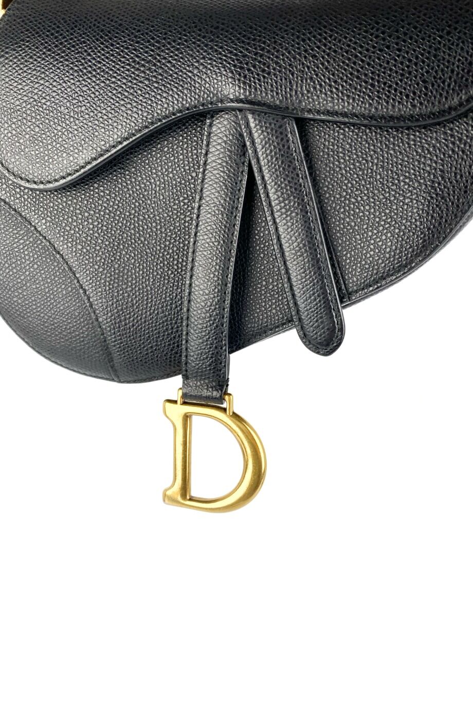 image 4 Сумка Saddle mini черного цвета с плечевым ремнем