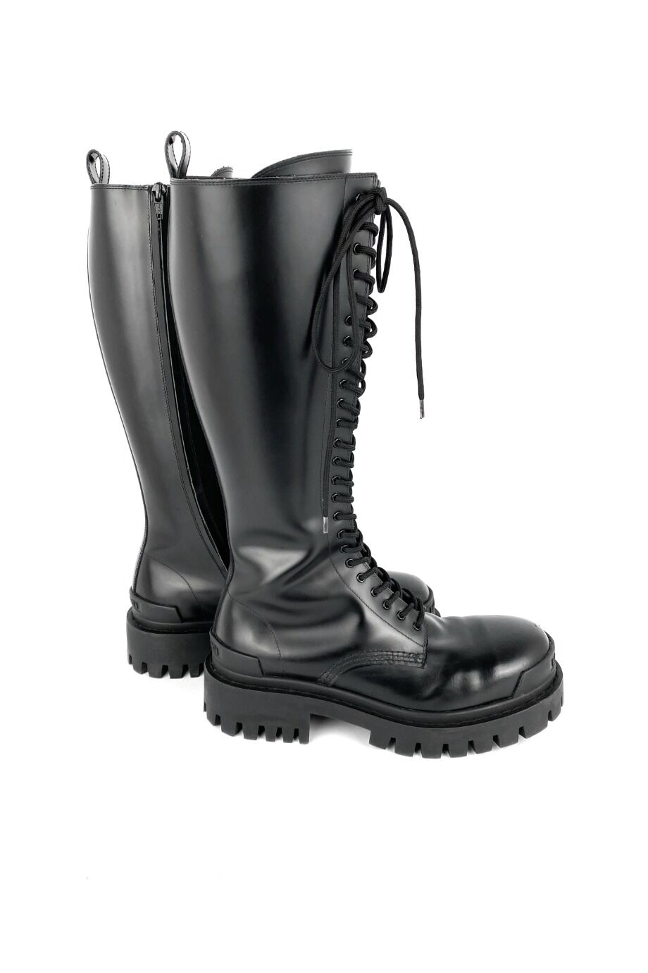 image 5 Высокие ботинки на шнуровке черного цвета