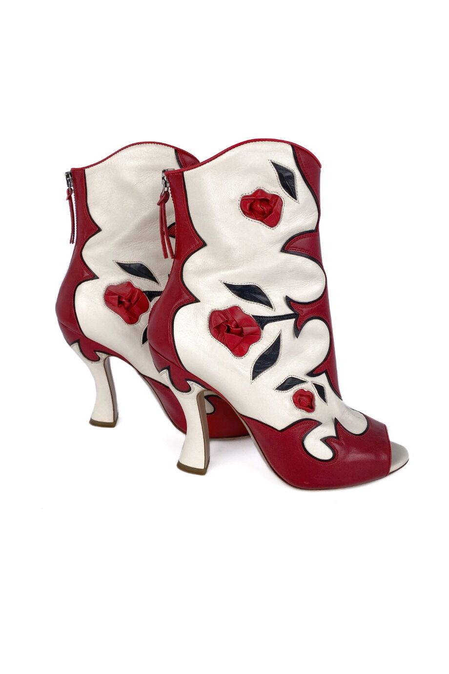 image 5 Ботильоны белого цвета с красными аппликациями