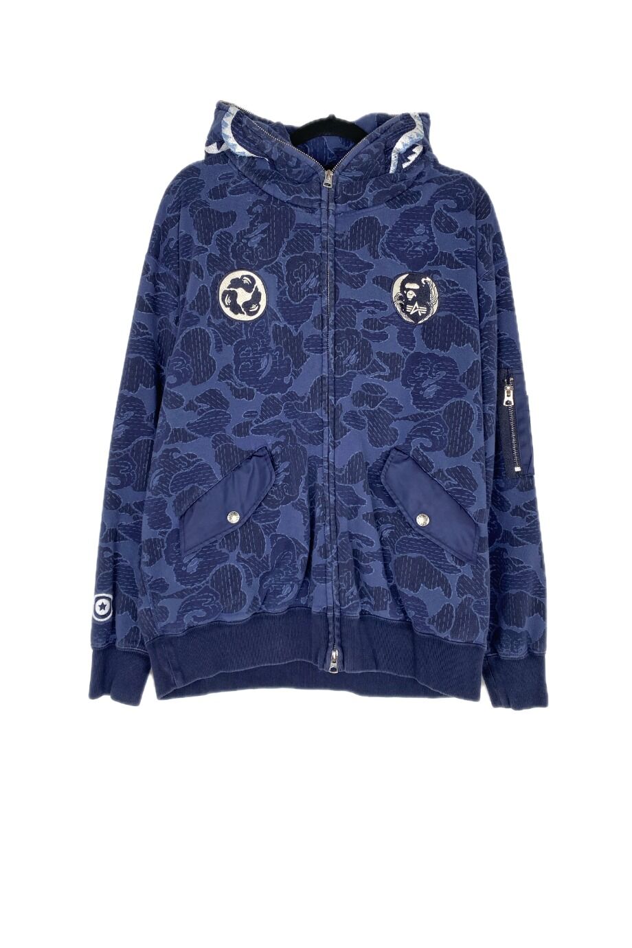 image 1 Детское худи темно-синего цвета с нашивками и на молнии