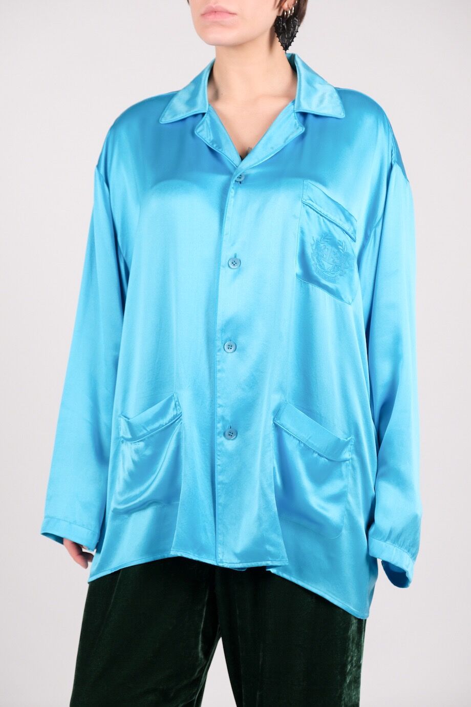 image 2 Шелковая блуза голубого цвета широкого кроя