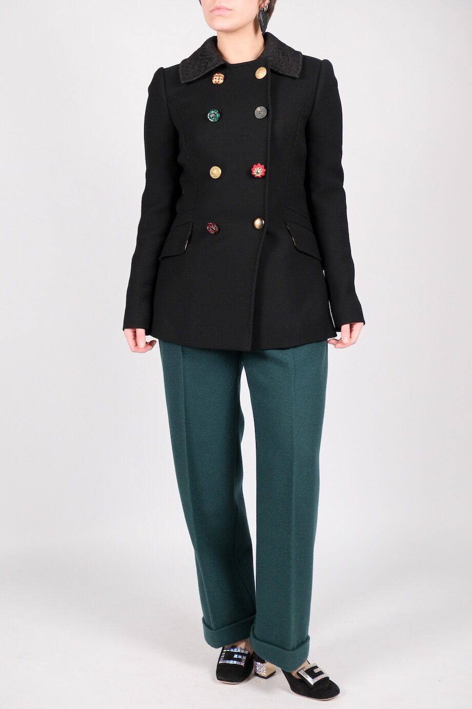 image 1 Пальто черного цвета с декорированными пуговицами