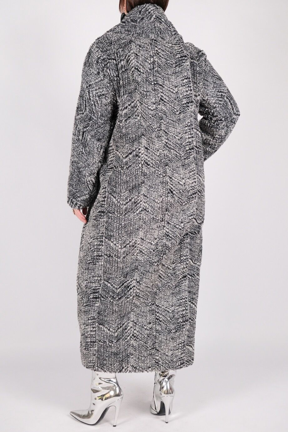 image 3 Пальто из искусственного меха серого цвета с поясом