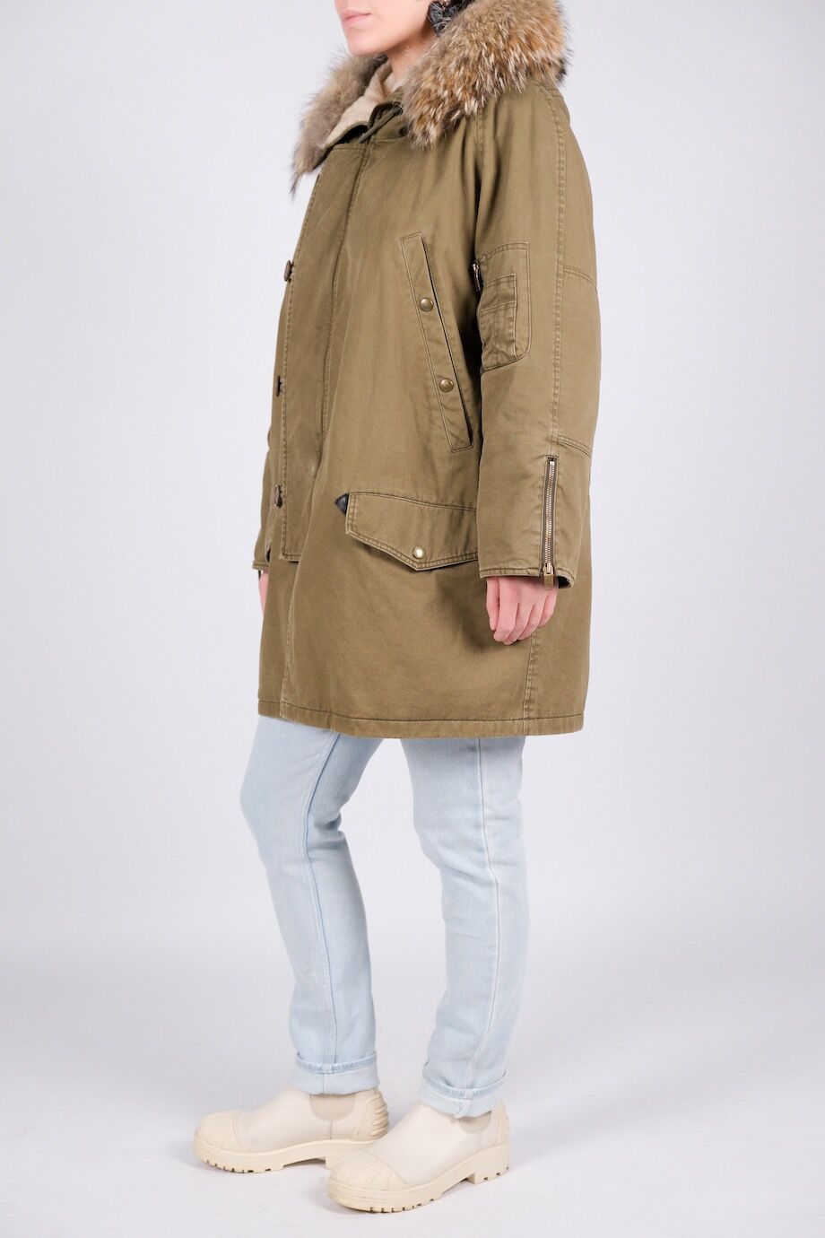 image 2 Парка цвета хаки с объемным капюшном