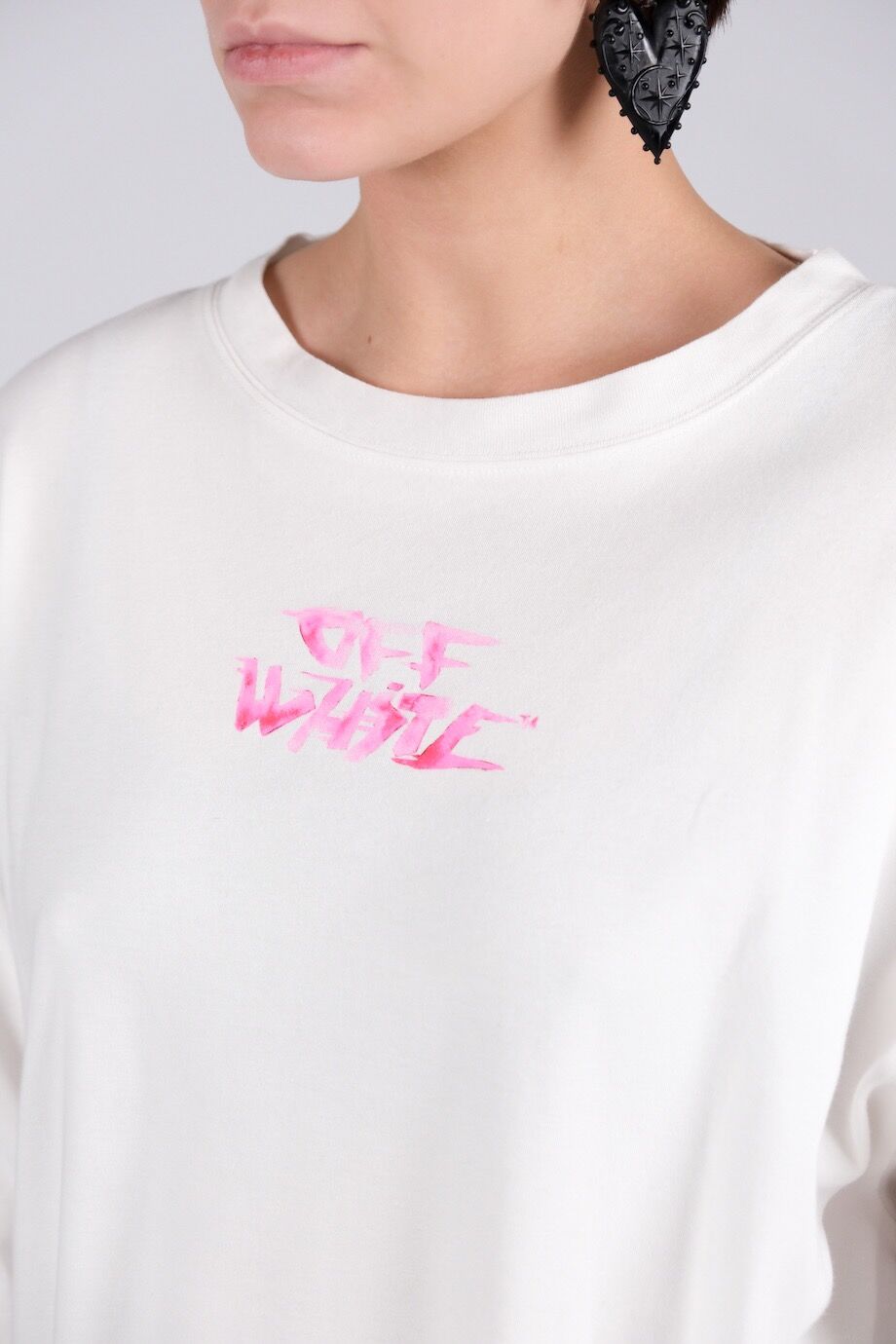 image 4 Футболка белого цвета с надписью на груди