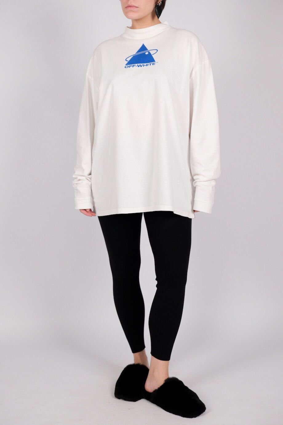 image 1 Лонгслив белого цвета с принтом на спине и на груди