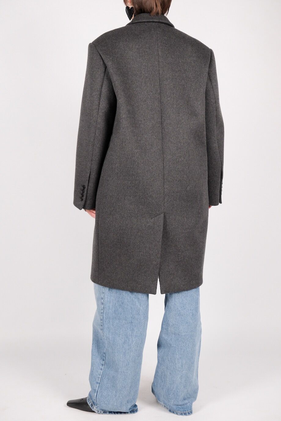 image 6 Пальто серого цвета