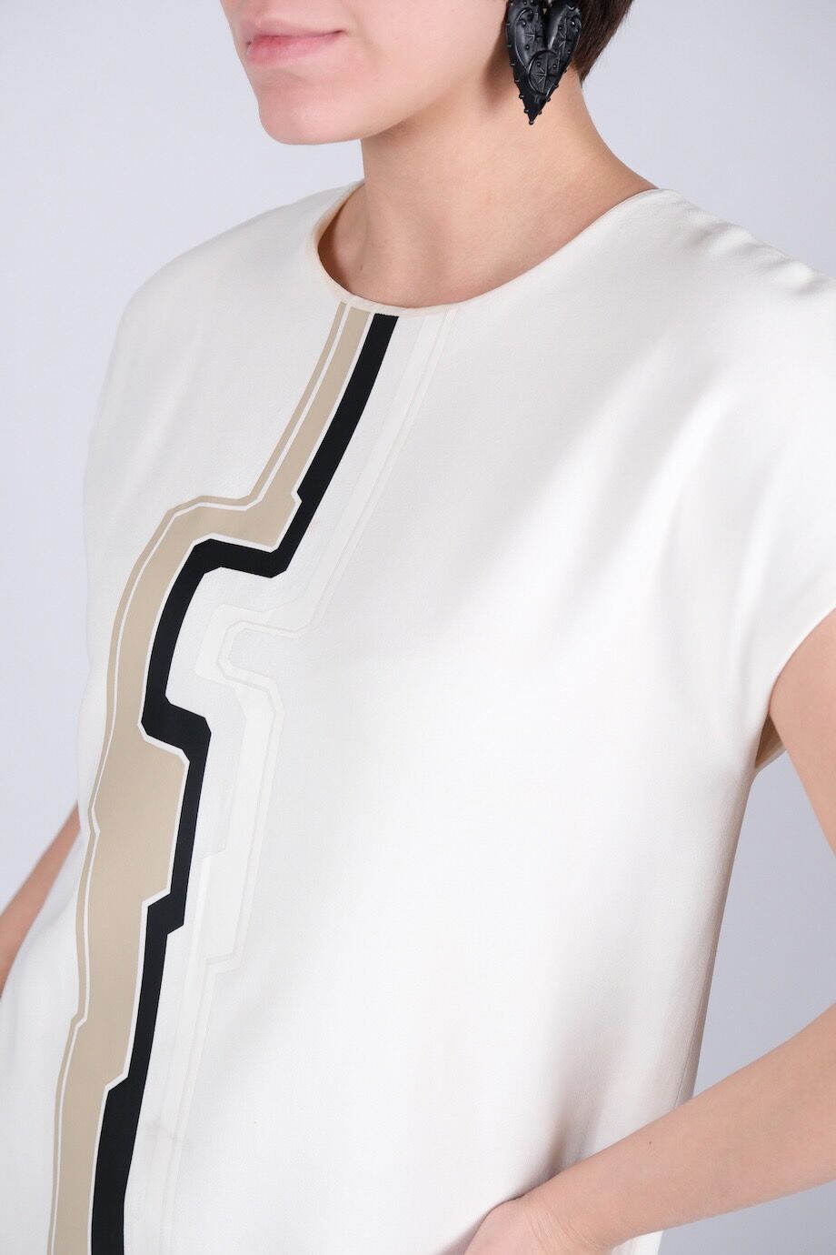 image 4 Платье белого цвета без рукавов