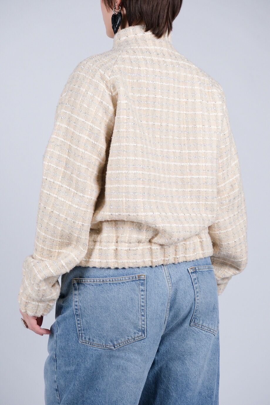 image 3 Бомбер молочного цвета с металлической нитью