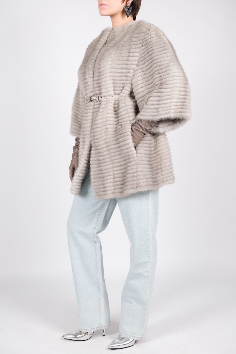 image 4 Норковая шуба серого цвета с коротким рукавом