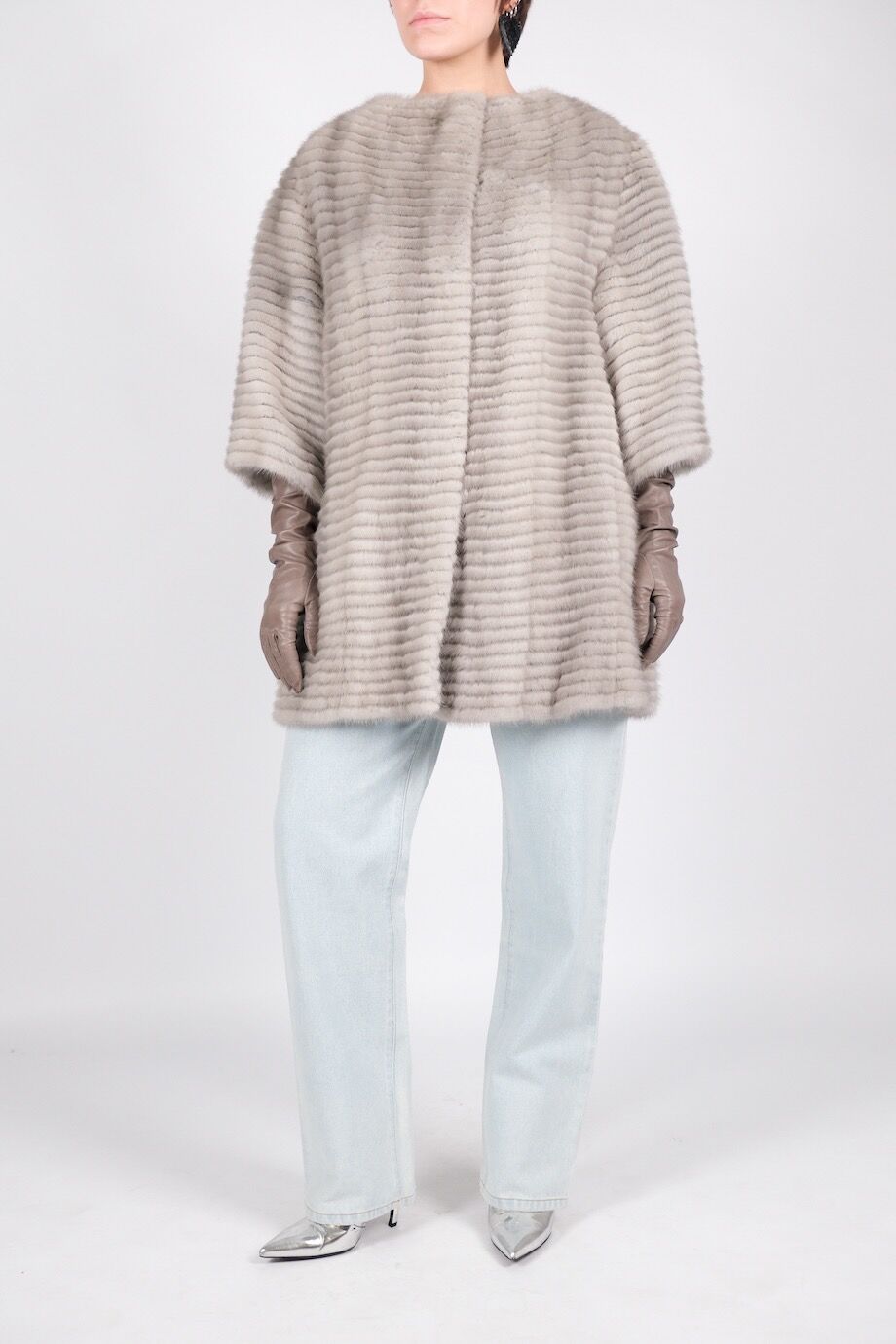 image 3 Норковая шуба серого цвета с коротким рукавом