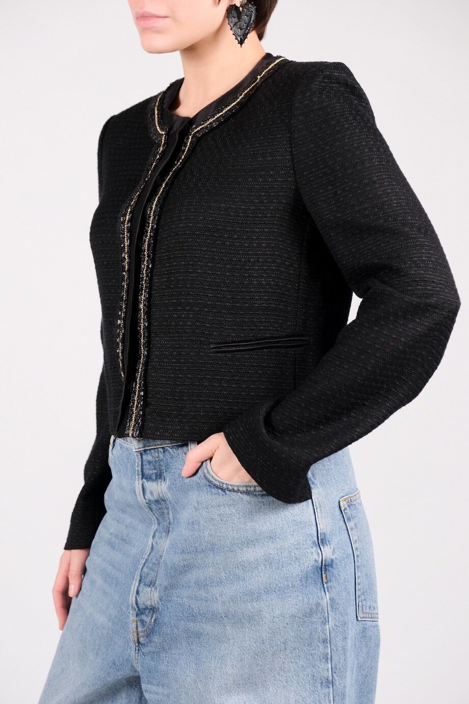 image 2 Жакет чёрного цвета с декором из цепочки