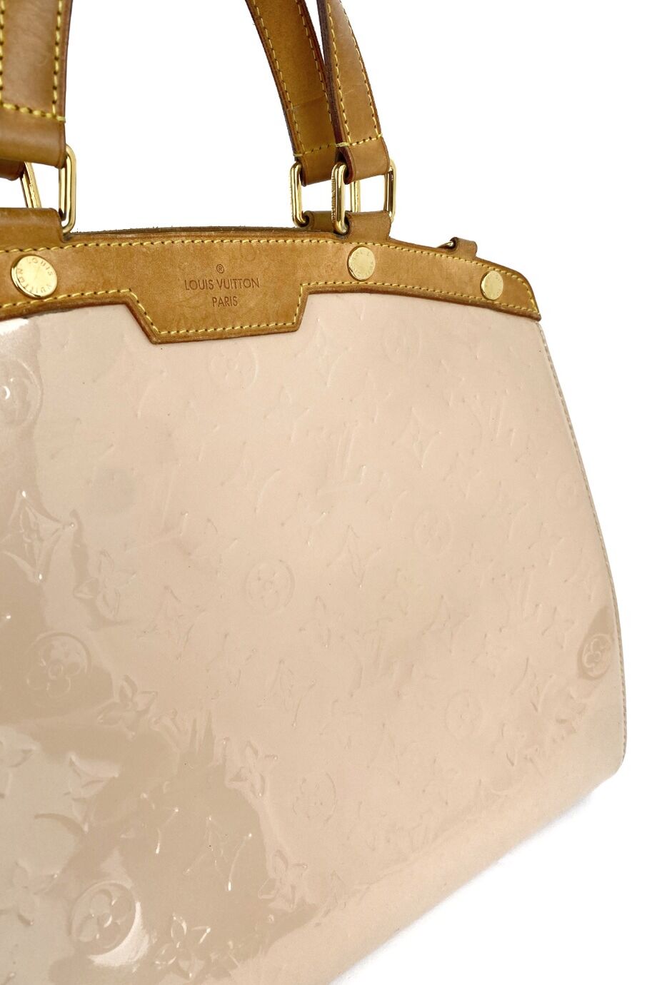 image 4 Лакированная сумка Brea MM бежевого цвета