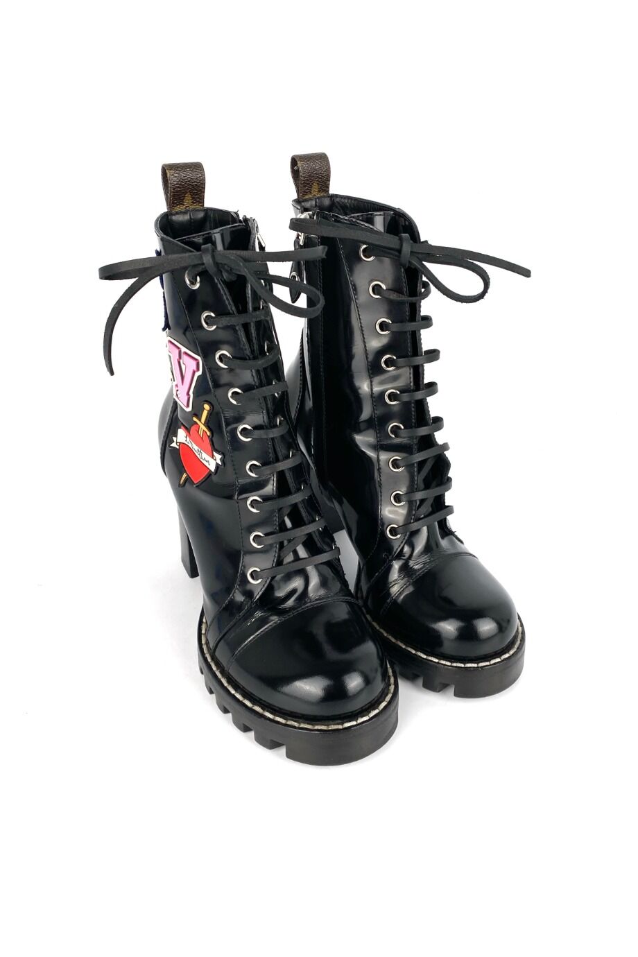 image 1 Ботильоны черного цвета с апплицацией